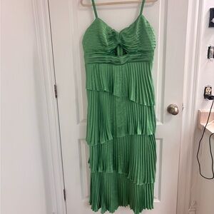 Abercrombie & Fitch Elegant Green Pleated Dress Size XXLT